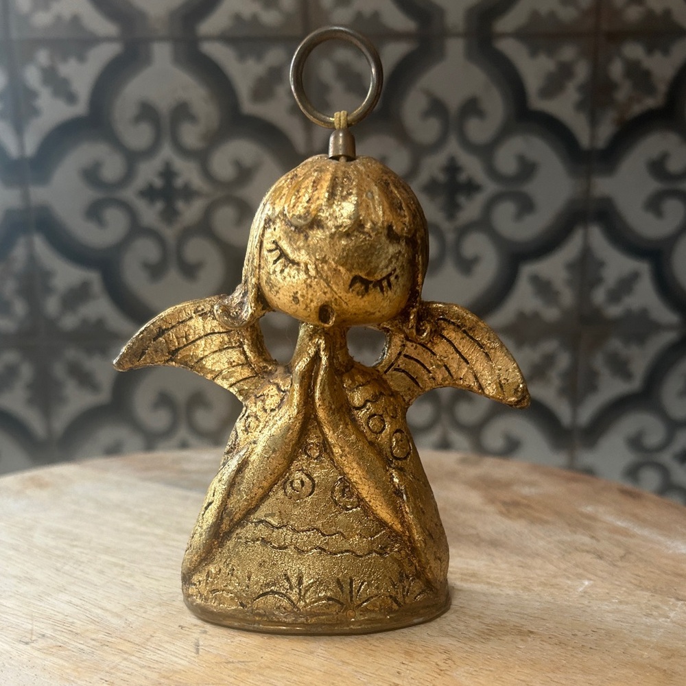 TRUE VINTAGE 1960s GOLD ANGEL MUSICAL FIGURE BY REUGE- MADE IN SWITZERLAND